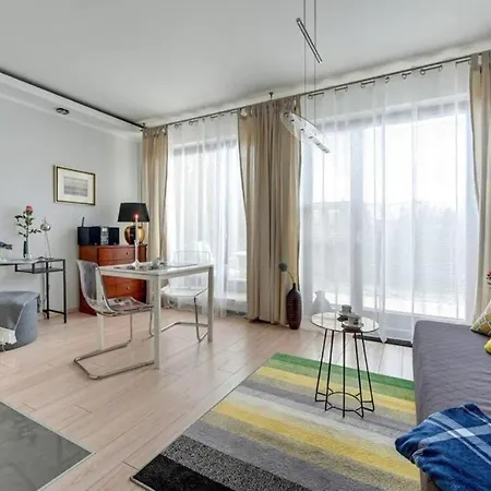 Golden Apartments&sz7-5 *